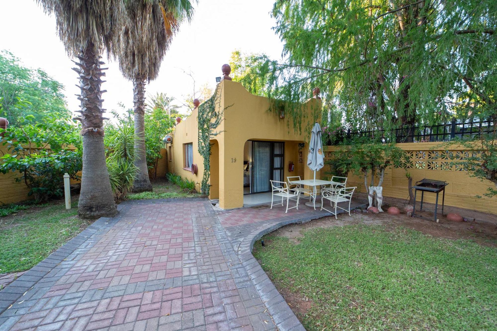 Sunriver Kalahari Lodge Riverside Stay In אפינגטון מראה חיצוני תמונה