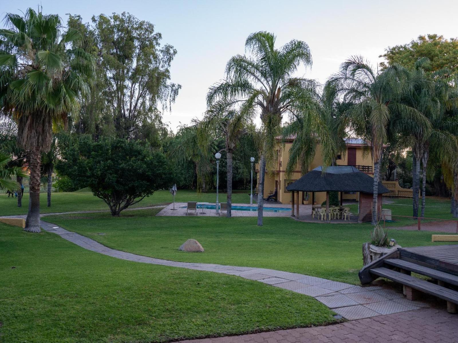 Sunriver Kalahari Lodge Riverside Stay In אפינגטון מראה חיצוני תמונה
