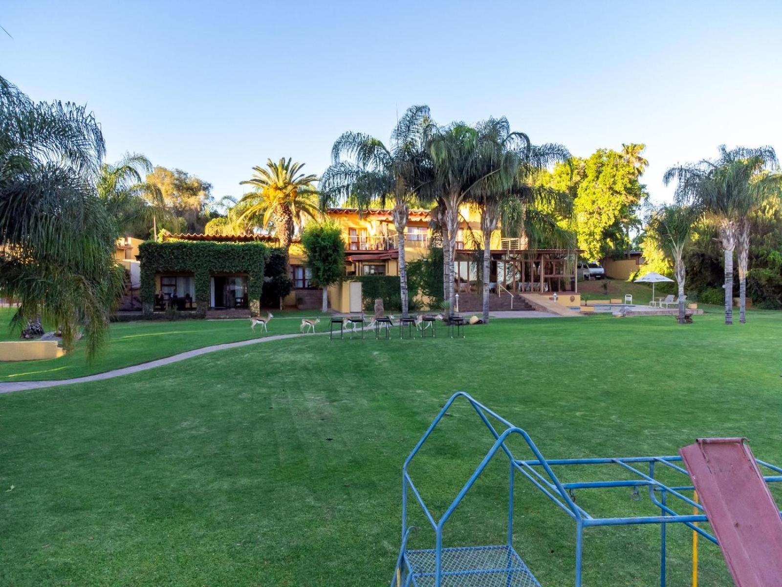 Sunriver Kalahari Lodge Riverside Stay In אפינגטון מראה חיצוני תמונה