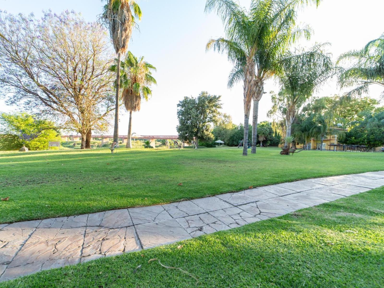 Sunriver Kalahari Lodge Riverside Stay In אפינגטון מראה חיצוני תמונה